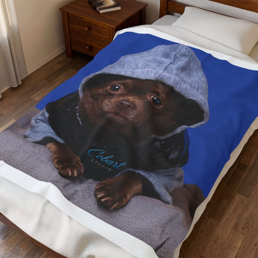 Cute Chihuahua in Hoodie Plush Blanket – Soft Velveteen Pet Throw