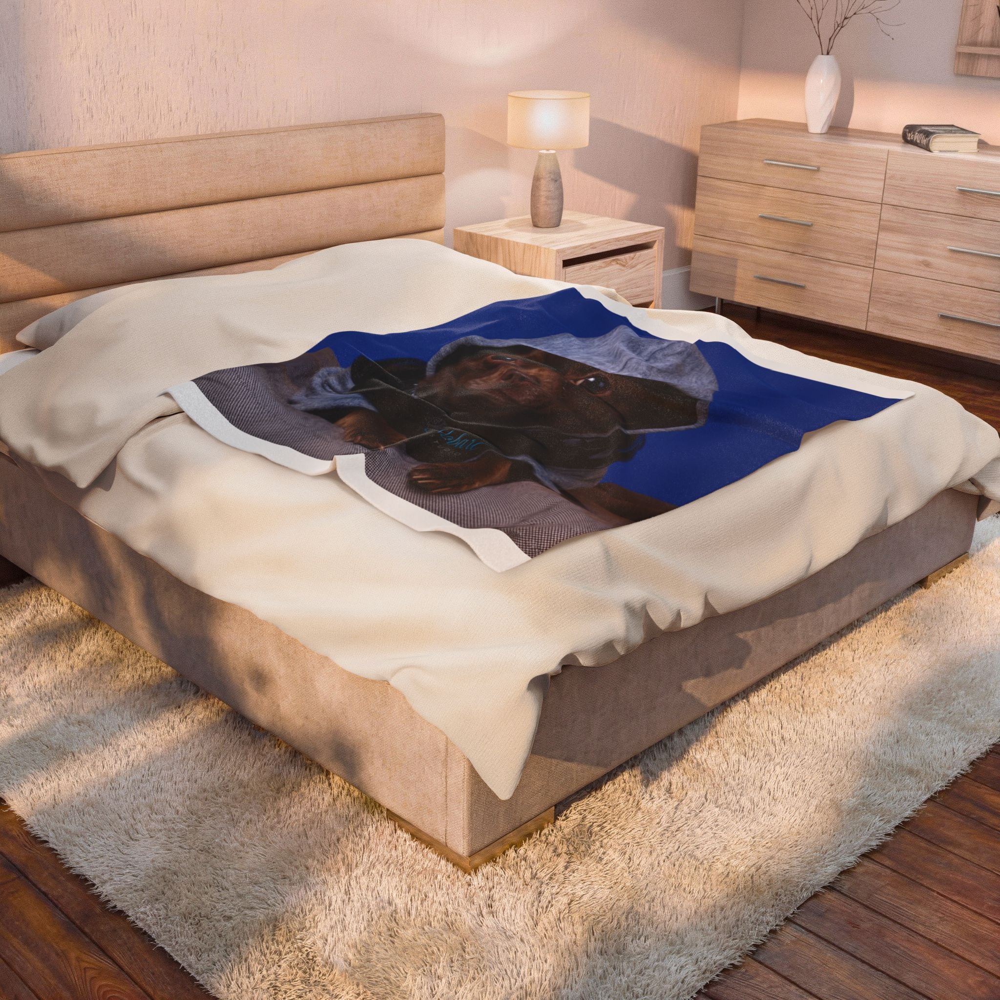 Cute Chihuahua in Hoodie Plush Blanket – Soft Velveteen Pet Throw