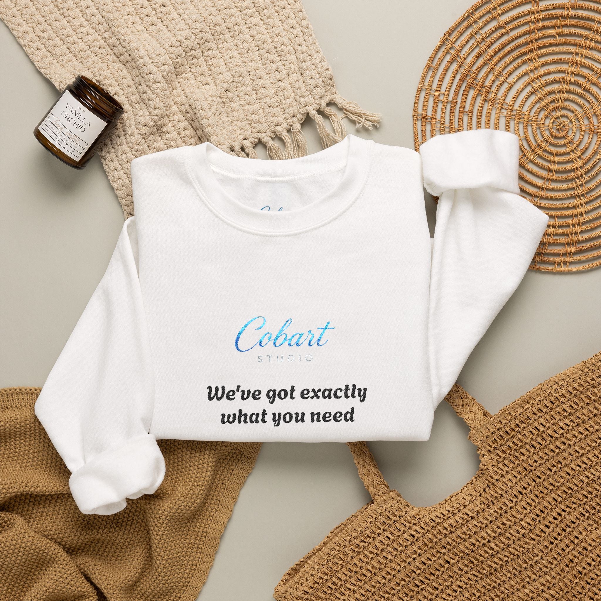 Cobart Script Crewneck Sweatshirt — Minimal White Casual Pullover